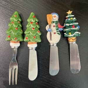 Christmas Tree Cheese Jam Jelly Butter Knife KNOBLER (2) & unknown (2), Set Of 4